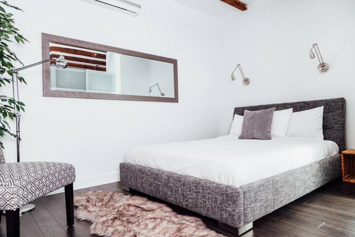 The Qube Apartahotel *